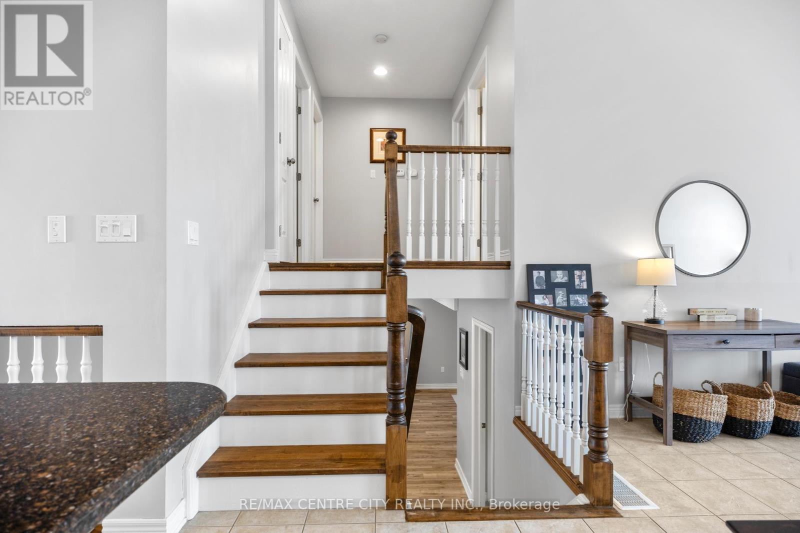 47 Hagerman Crescent, St. Thomas, Ontario  N5R 6K2 - Photo 12 - X12709004