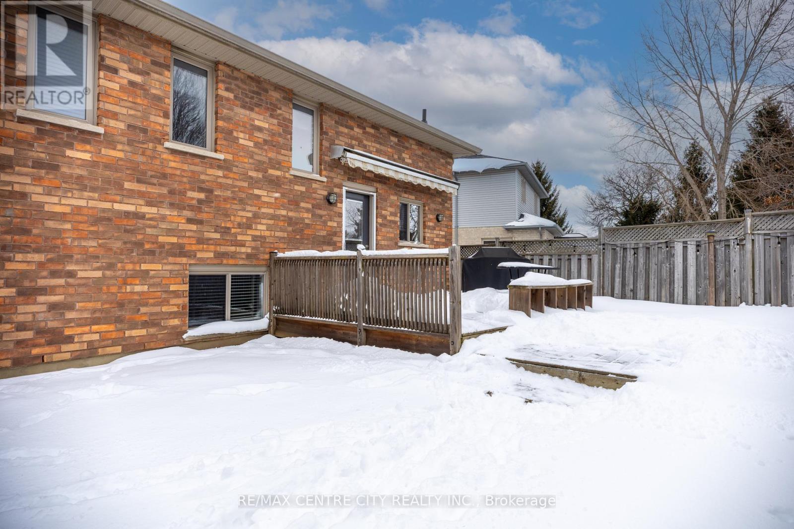 47 Hagerman Crescent, St. Thomas, Ontario  N5R 6K2 - Photo 27 - X12709004