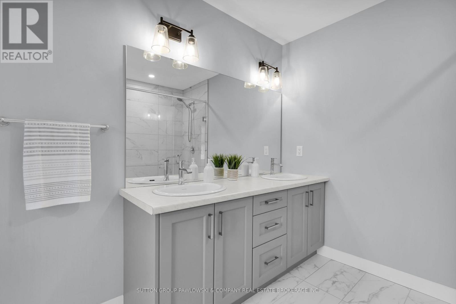 180 Doan Drive, Middlesex Centre, Ontario  N0L 1R0 - Photo 28 - X12709036