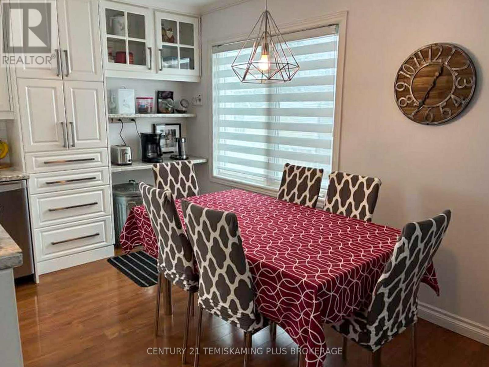 53 Tenth Avenue, Englehart, Ontario  P0J 1H0 - Photo 8 - T12709040