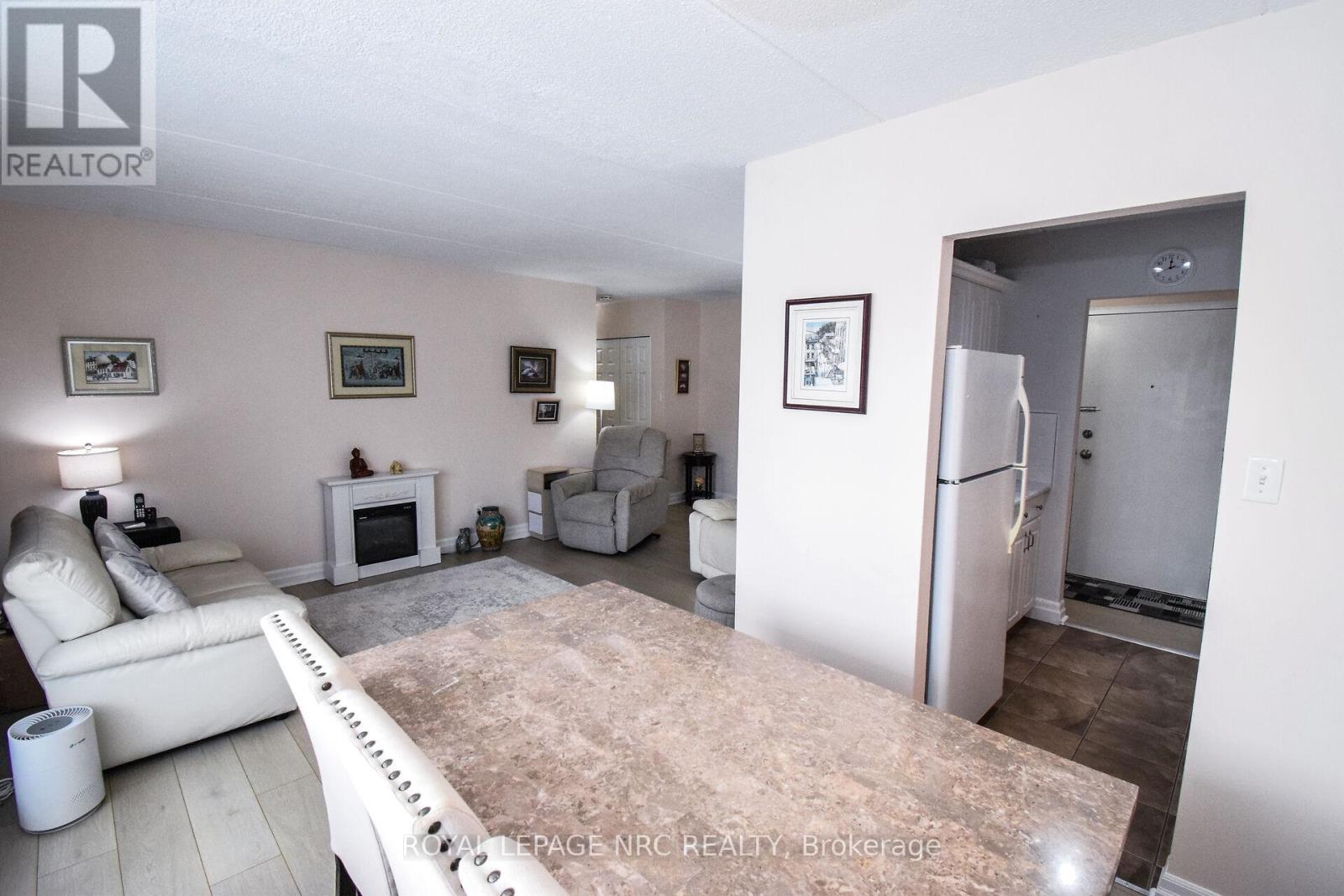 320 - 198 Scott Street, St. Catharines, Ontario  L2N 5T3 - Photo 14 - X12708912