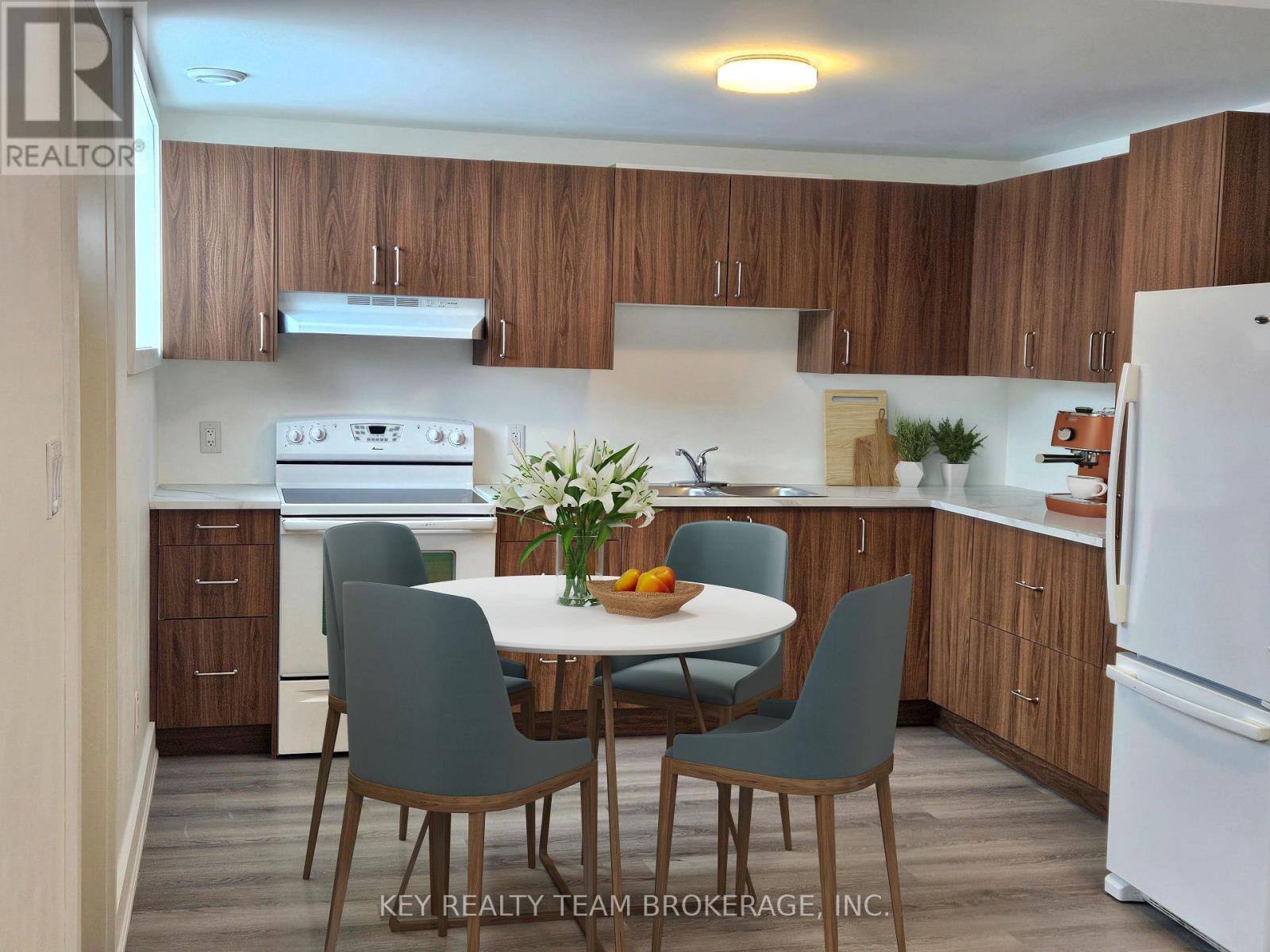 Unit B - 51 Loraine Drive, St. Catharines (Oakdale), Ontario  L2P 3N9 - Photo 1 - X12708958