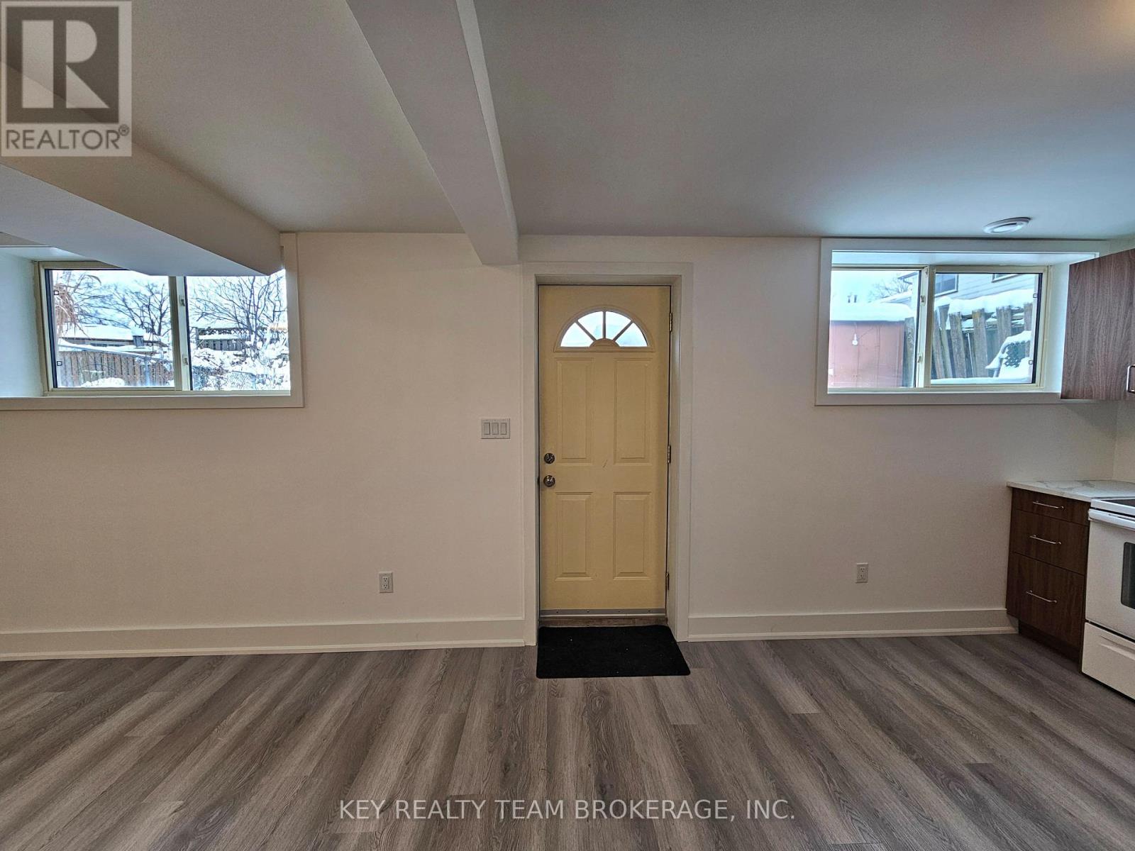 Unit B - 51 Loraine Drive, St. Catharines (Oakdale), Ontario  L2P 3N9 - Photo 13 - X12708958