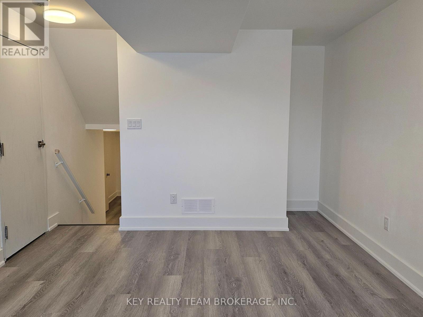 Unit B - 51 Loraine Drive, St. Catharines (Oakdale), Ontario  L2P 3N9 - Photo 15 - X12708958