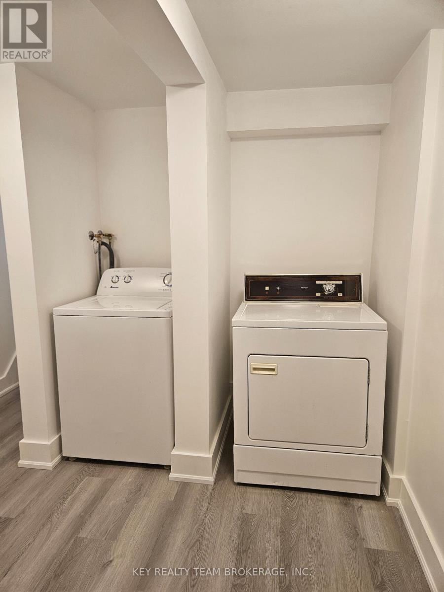 Unit B - 51 Loraine Drive, St. Catharines (Oakdale), Ontario  L2P 3N9 - Photo 7 - X12708958