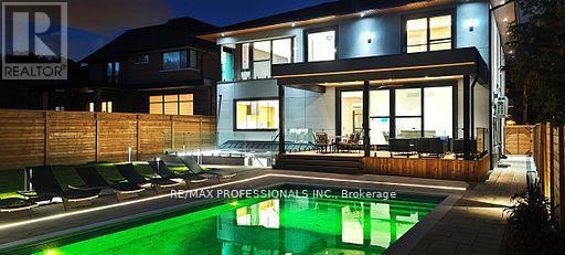 122 Ashbourne Drive, Toronto, Ontario  M9B 4H8 - Photo 50 - W12706094