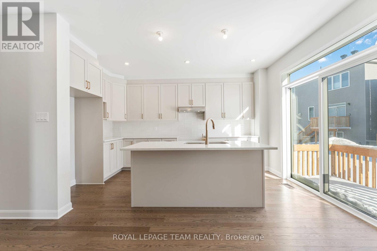 602 Glade Grove, Ottawa, Ontario  K2V 0V1 - Photo 10 - X12170191