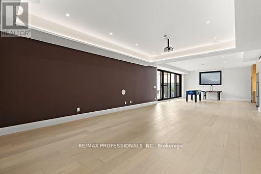 122 Ashbourne Drive, Toronto, Ontario  M9B 4H8 - Photo 40 - W12706094