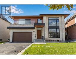 122 ASHBOURNE DRIVE, Toronto, Ontario