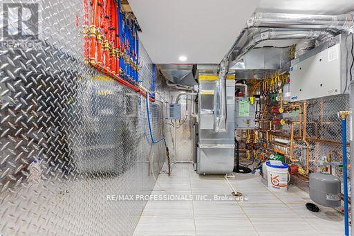 122 Ashbourne Drive, Toronto, Ontario  M9B 4H8 - Photo 47 - W12706094