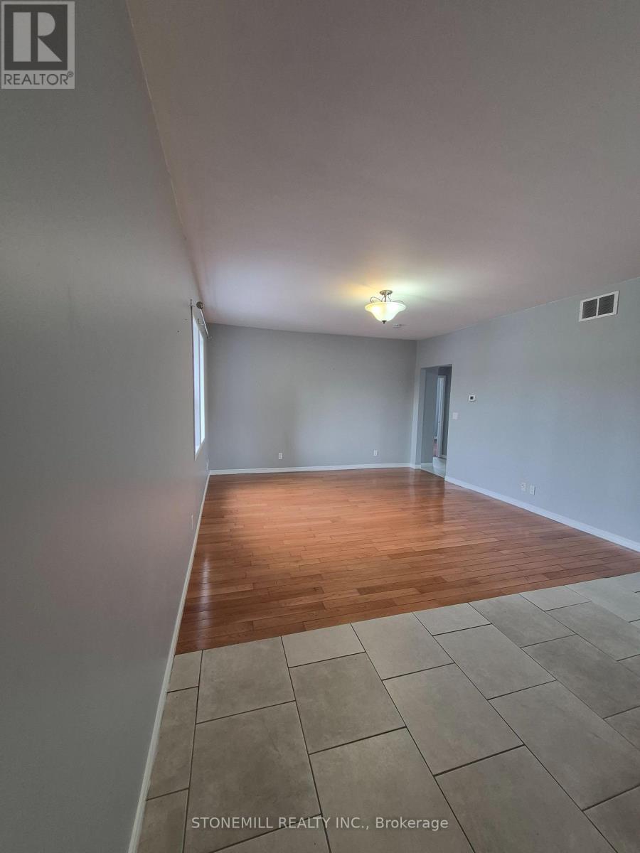 2 - 148 Ottawa Street N, Hamilton, Ontario  L8H 3Z3 - Photo 13 - X12700534