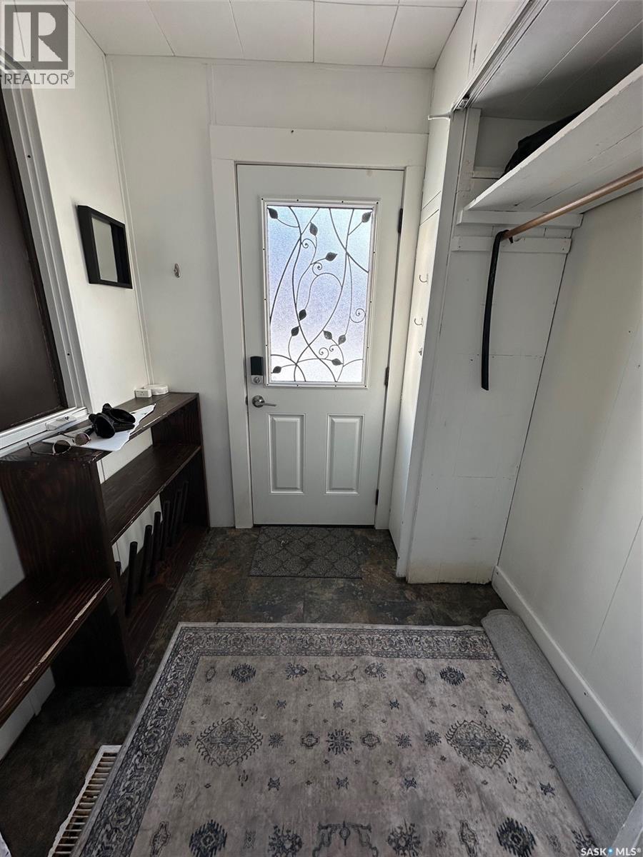 1217 2nd Street, Estevan, Saskatchewan  S4A 0M1 - Photo 3 - SK005486