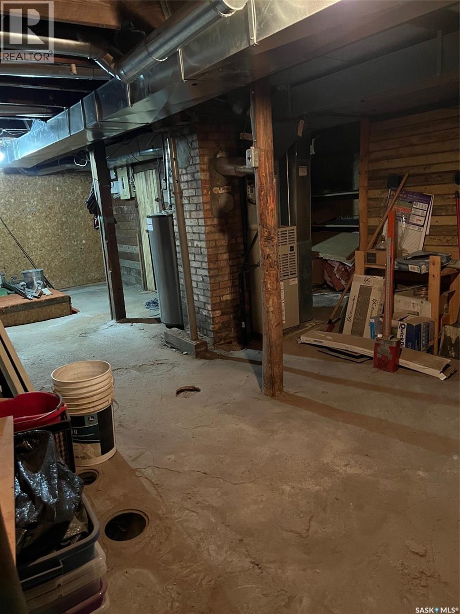 1217 2nd Street, Estevan, Saskatchewan  S4A 0M1 - Photo 36 - SK005486