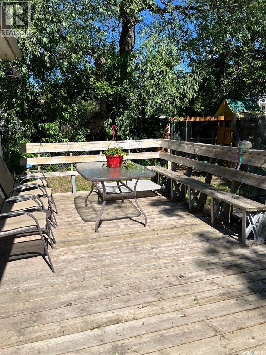 1217 2nd Street, Estevan, Saskatchewan  S4A 0M1 - Photo 39 - SK005486