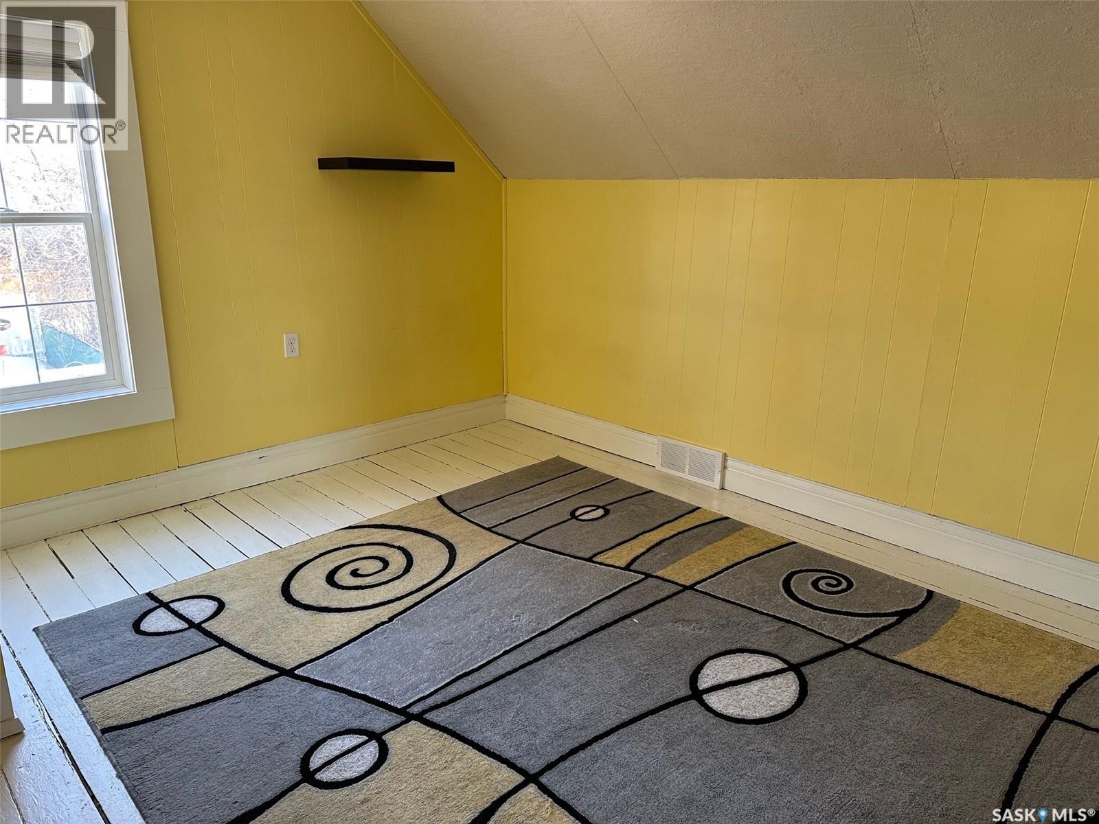 1217 2nd Street, Estevan, Saskatchewan  S4A 0M1 - Photo 33 - SK005486