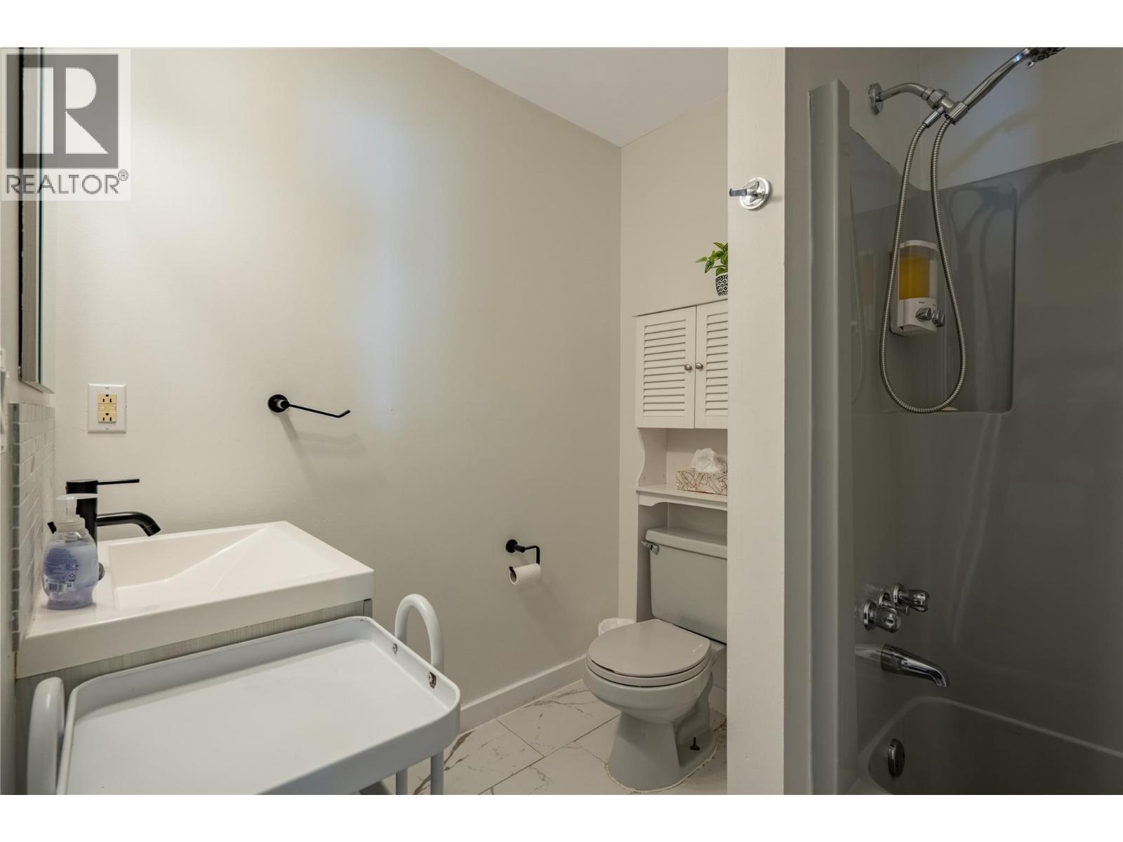 7375 Porcupine Road Unit# B6 Lot# 13, Big White, British Columbia  V1P 1P3 - Photo 20 - 10361709