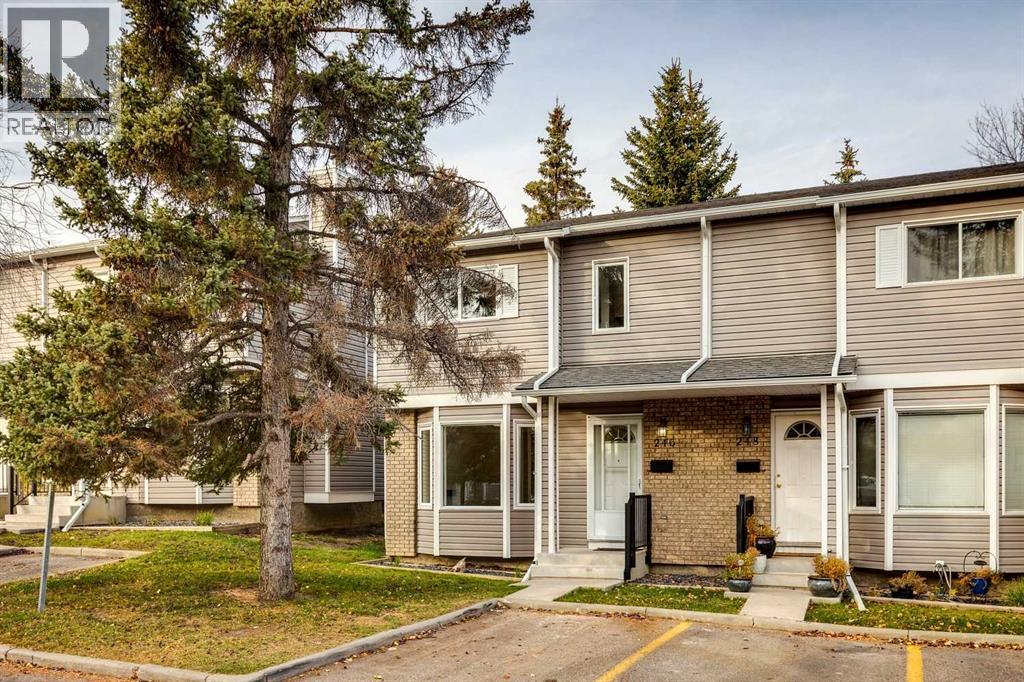 246 Cedarwood Park Sw, Calgary, Alberta  T2W 5T6 - Photo 3 - A2268861