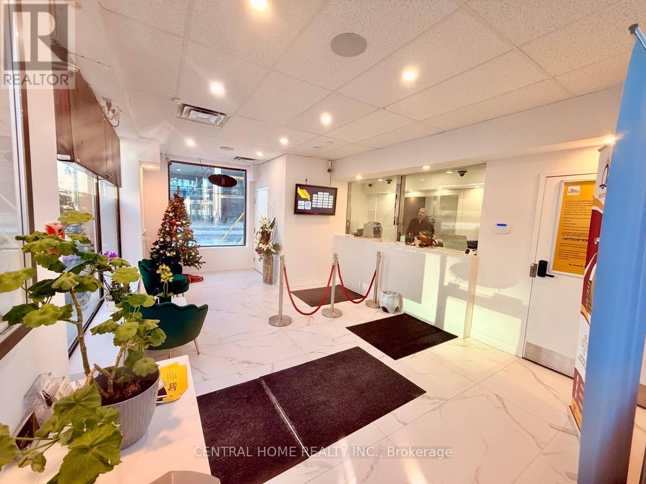 4578 Yonge St, Toronto, Ontario  M2N 5L7 - Photo 15 - C12708916