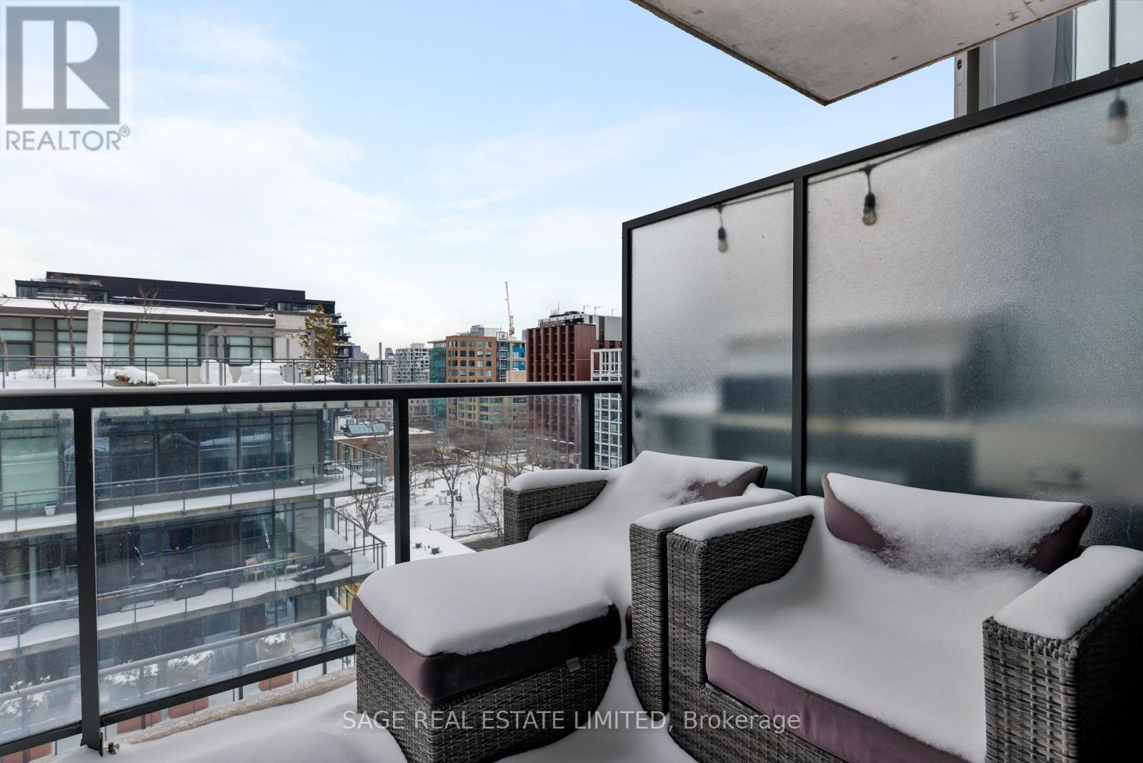 1008 - 560 King Street W, Toronto, Ontario  M5V 0L5 - Photo 12 - C12708920