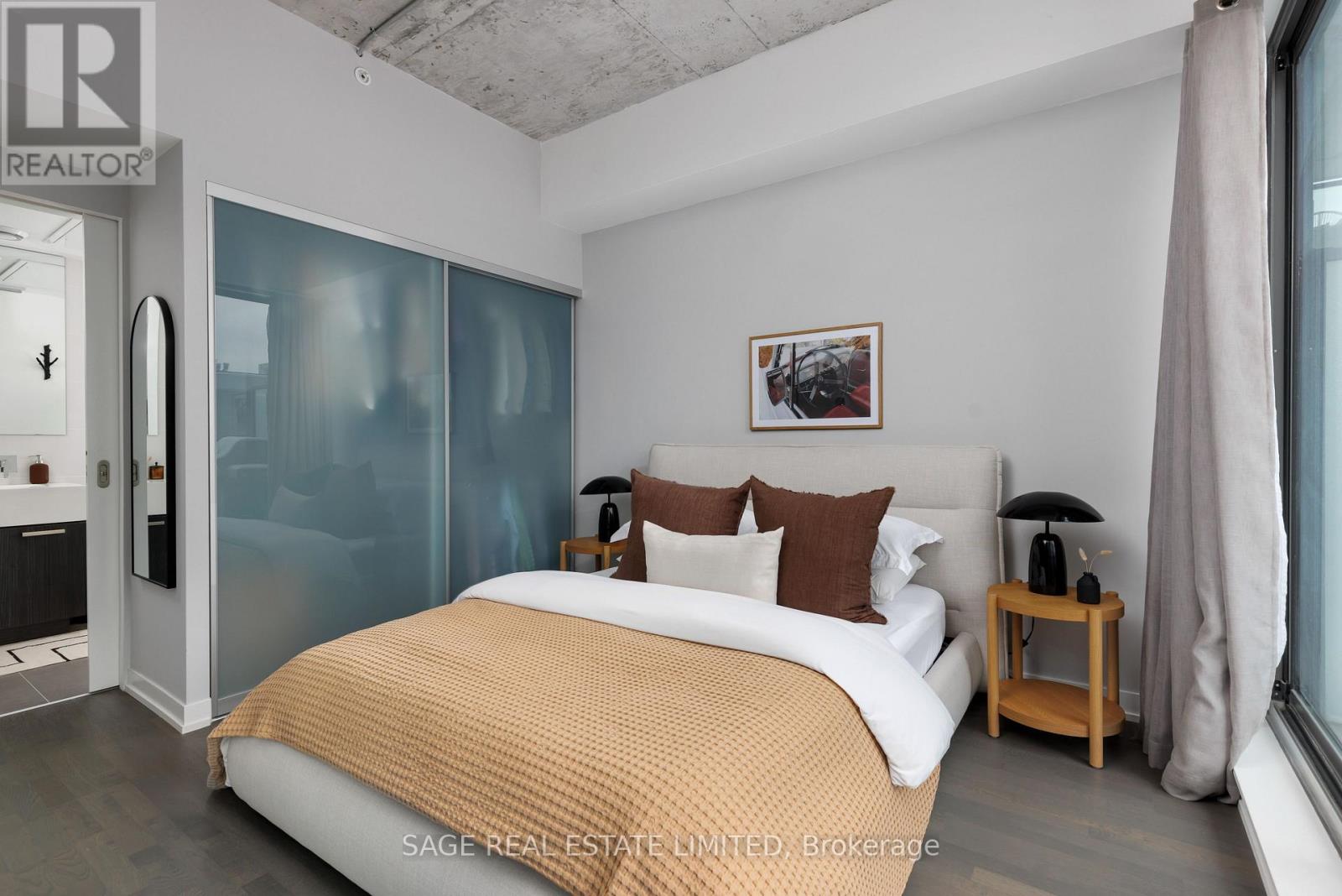 1008 - 560 King Street W, Toronto, Ontario  M5V 0L5 - Photo 31 - C12708920