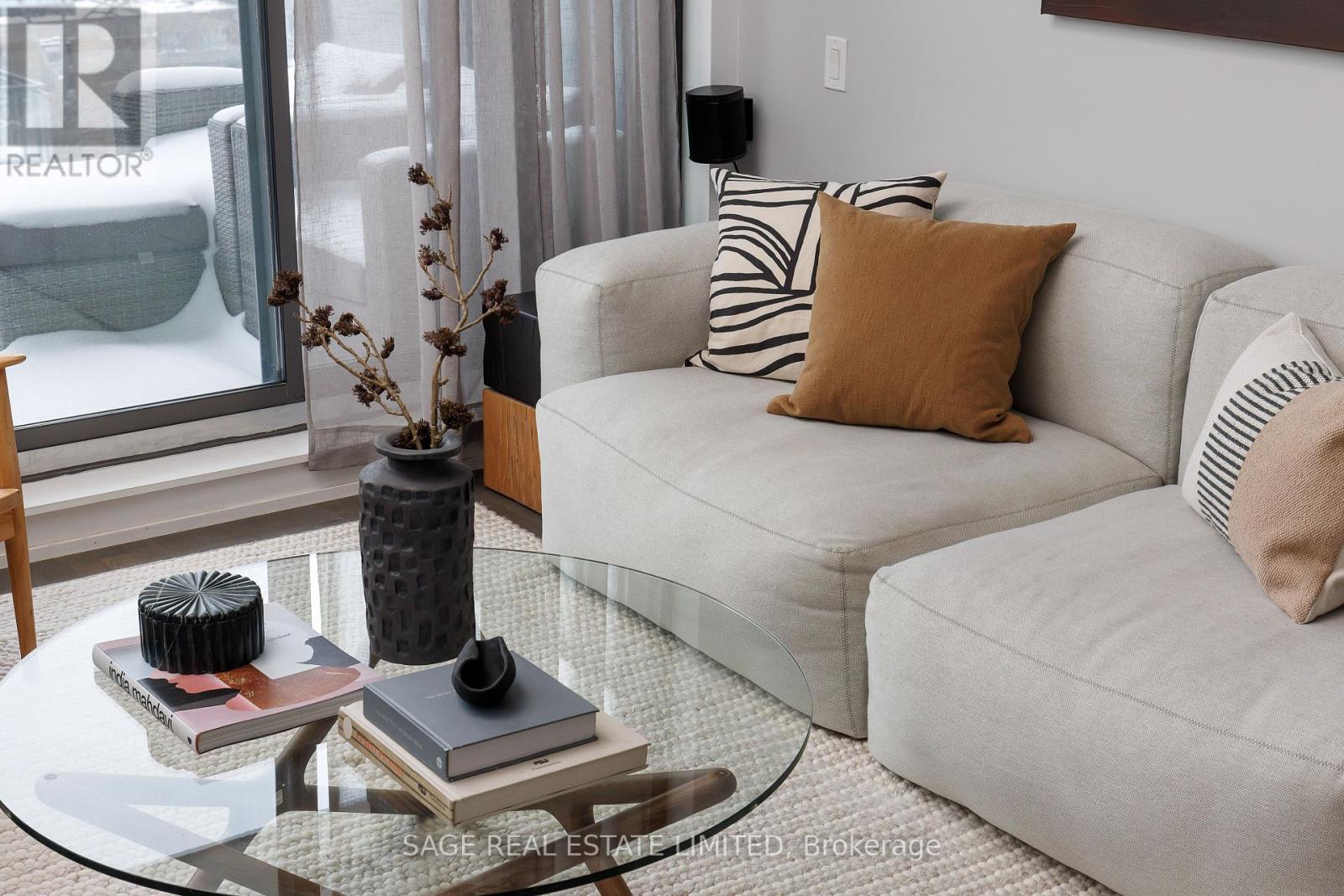 1008 - 560 King Street W, Toronto, Ontario  M5V 0L5 - Photo 7 - C12708920