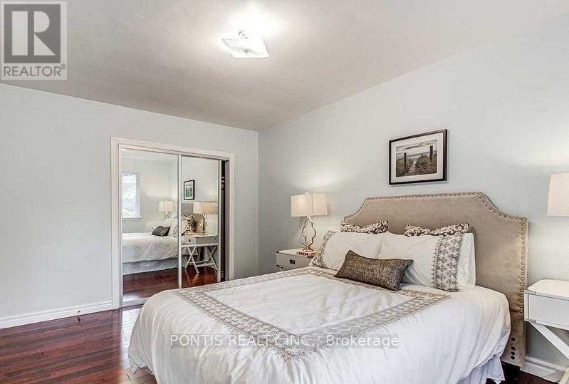 Main Level - 14 Dunboyne Court N, Toronto (Westminster-Branson), Ontario  M2R 2B7 - Photo 5 - C12708962