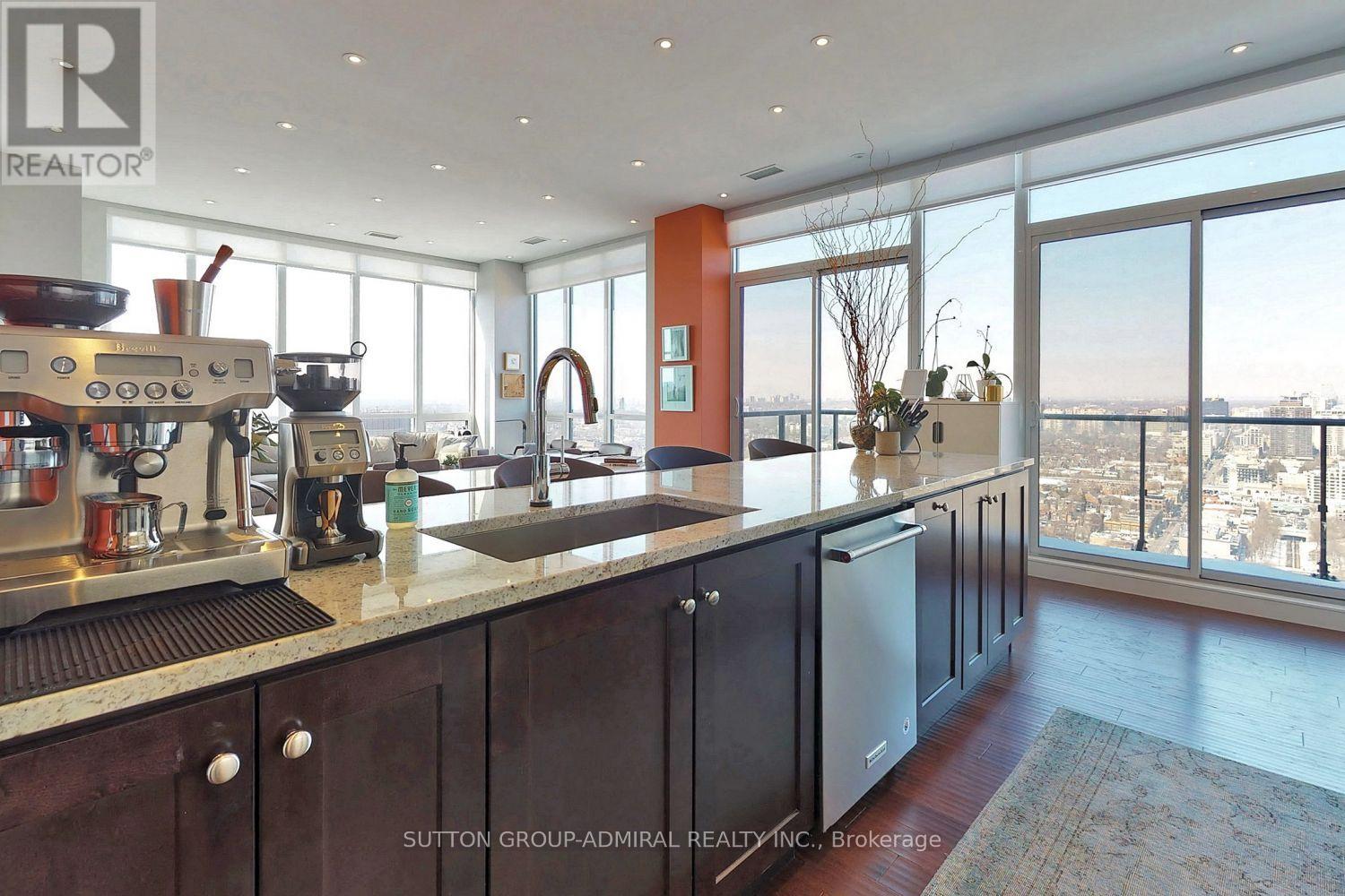 Ph401 - 825 Church Street, Toronto, Ontario  M4W 3Z4 - Photo 14 - C12708966