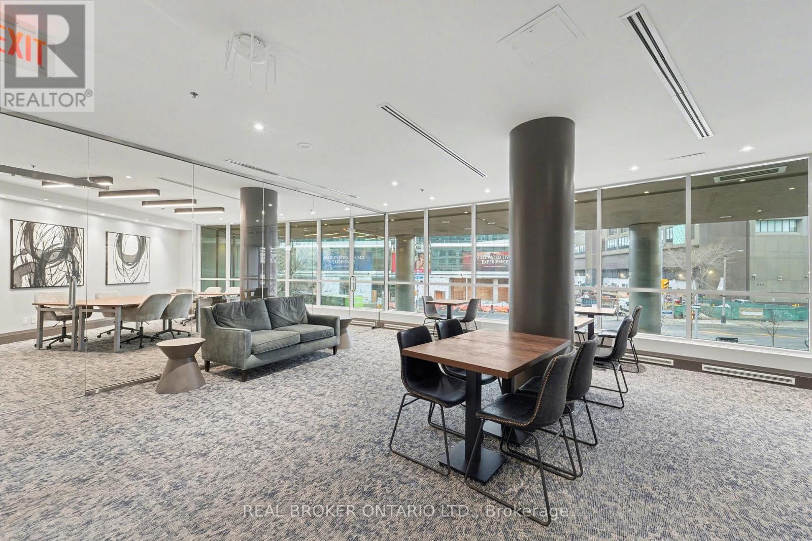 911 - 12 Yonge Street, Toronto, Ontario  M5E 1Z9 - Photo 23 - C12708996