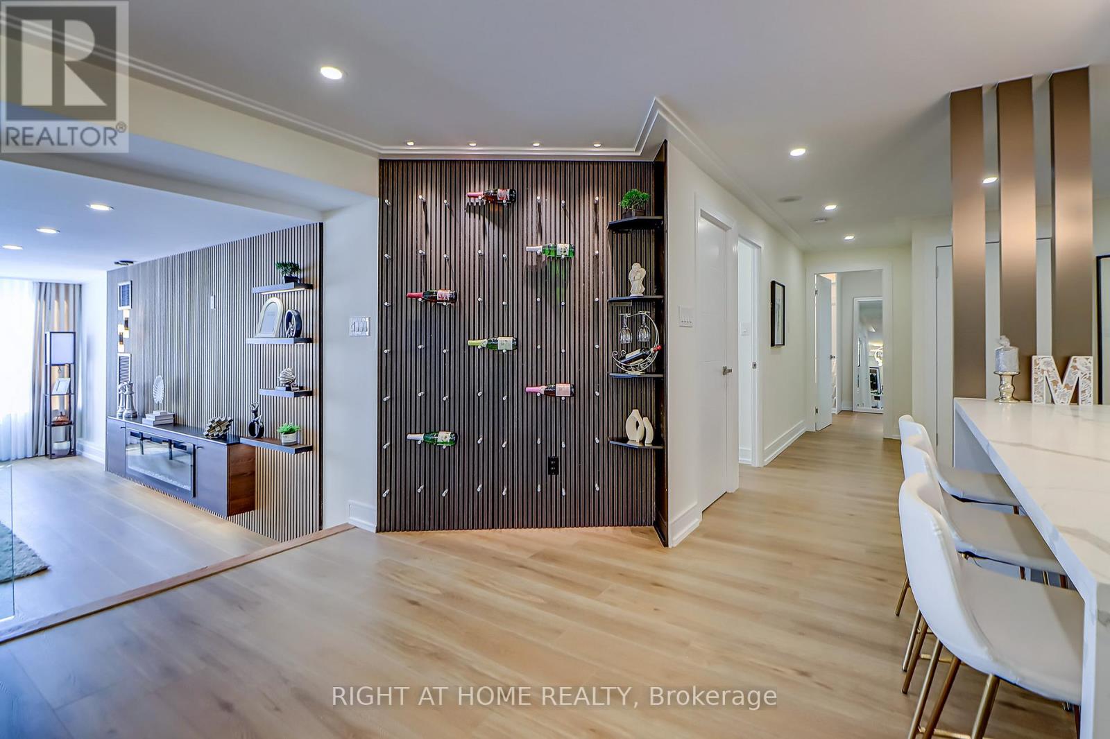 1207 - 130 Carlton Street, Toronto (Cabbagetown-South St. James Town), Ontario  M5A 4K3 - Photo 18 - C12709028