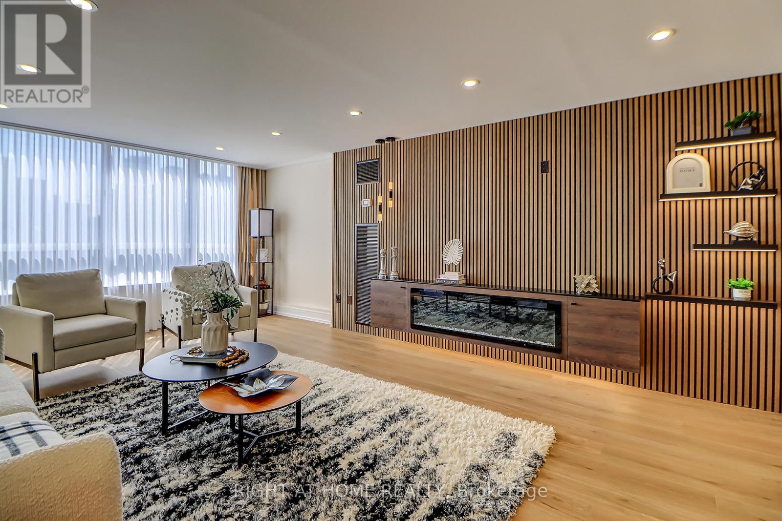 1207 - 130 Carlton Street, Toronto (Cabbagetown-South St. James Town), Ontario  M5A 4K3 - Photo 5 - C12709028