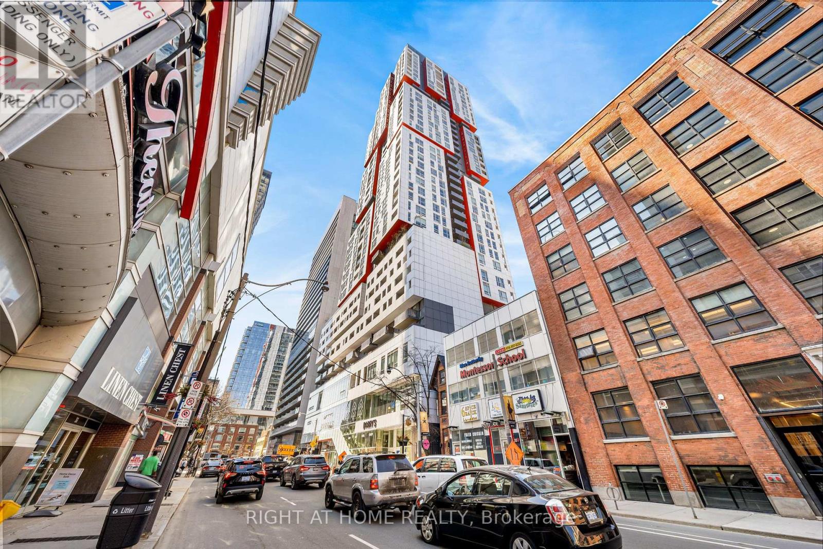 1611 - 318 RICHMOND STREET W, Toronto, Ontario