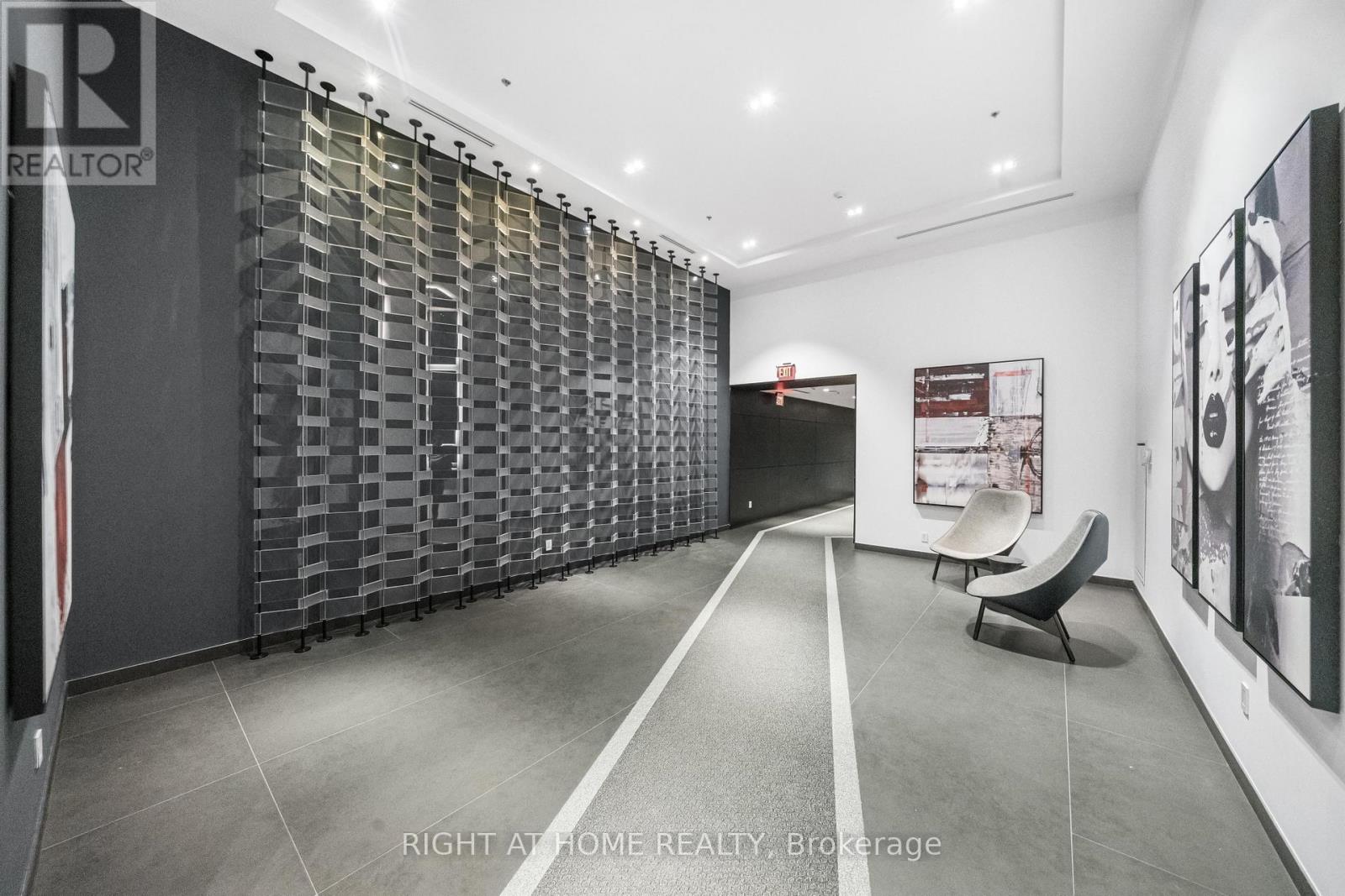 1611 - 318 Richmond Street W, Toronto, Ontario  M5V 1X2 - Photo 10 - C12709082