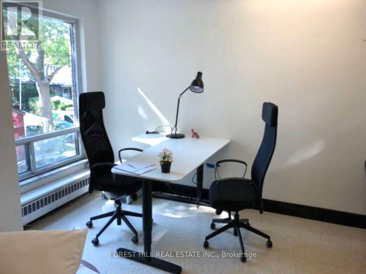 300 - 226 Bathurst Street, Toronto, Ontario  M5T 2R9 - Photo 8 - C12709086