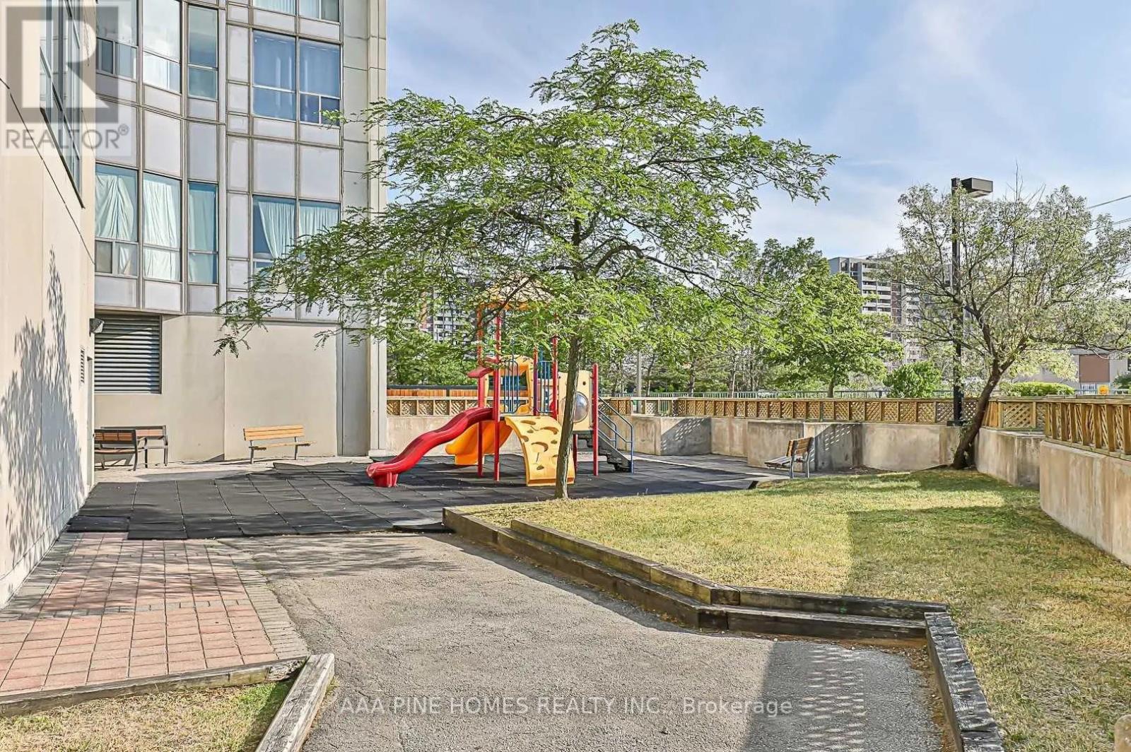 1111 - 2550 Lawrence Avenue E, Toronto, Ontario  M1P 4Z3 - Photo 28 - E12709010