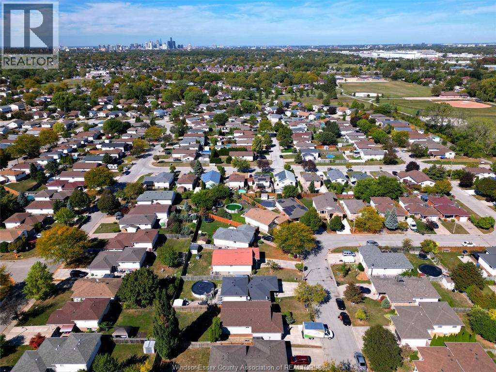 1812 Vicky Circle, Windsor, Ontario  N8W 5P6 - Photo 31 - 26001420
