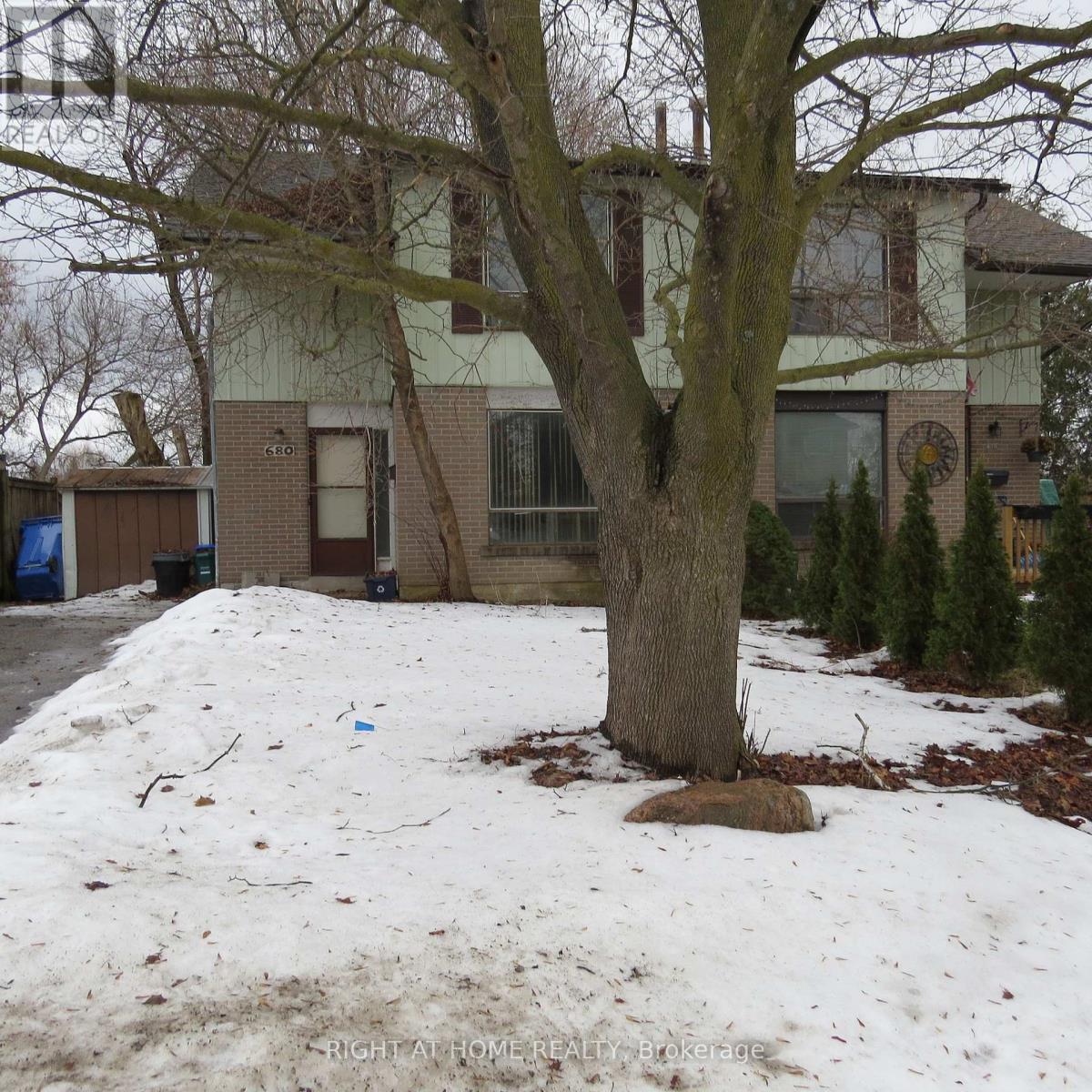 680 ELGIN STREET, Newmarket, Ontario