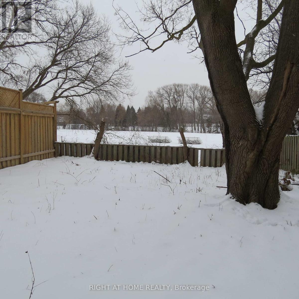 680 Elgin Street, Newmarket, Ontario  L3Y 3B4 - Photo 10 - N12708936