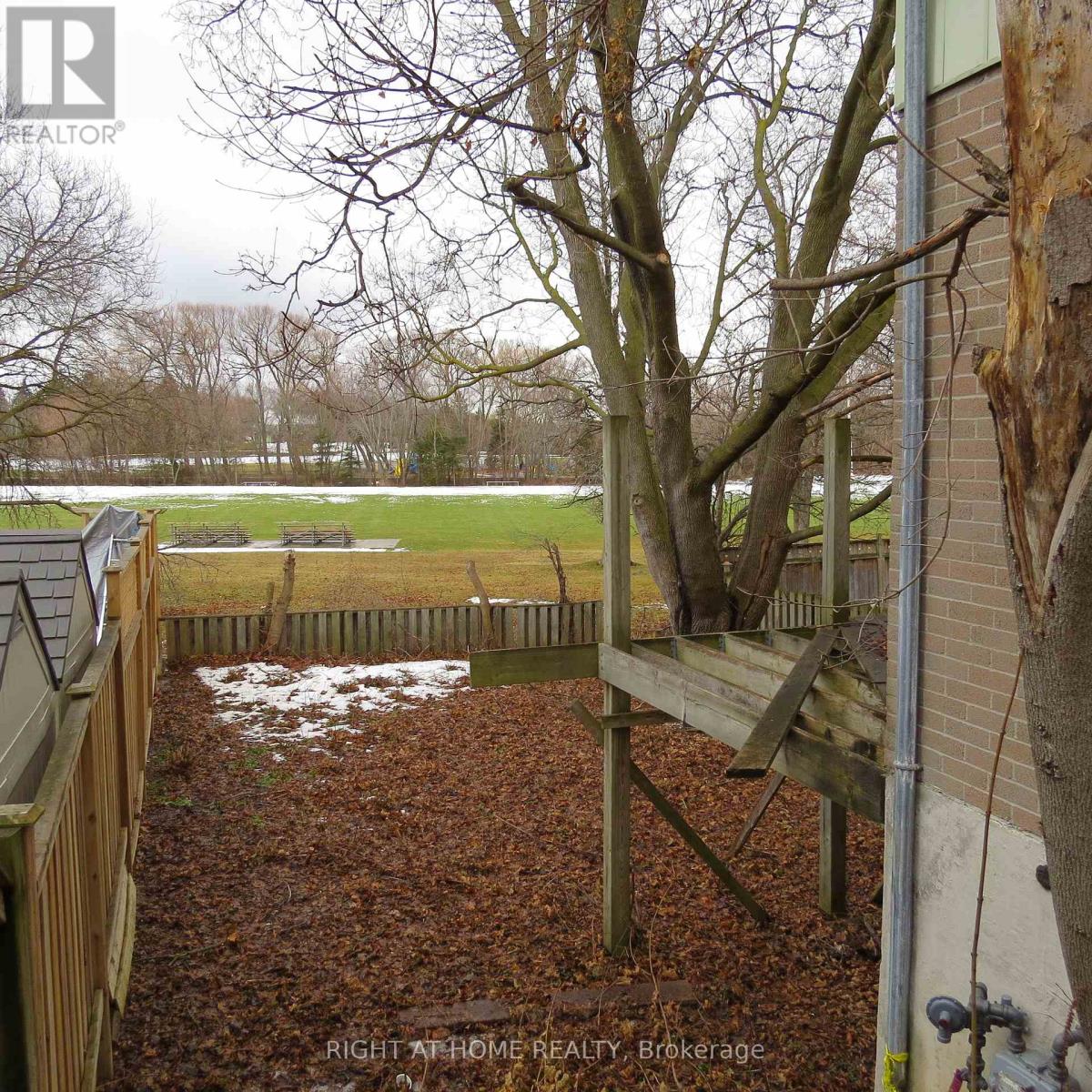 680 Elgin Street, Newmarket, Ontario  L3Y 3B4 - Photo 12 - N12708936