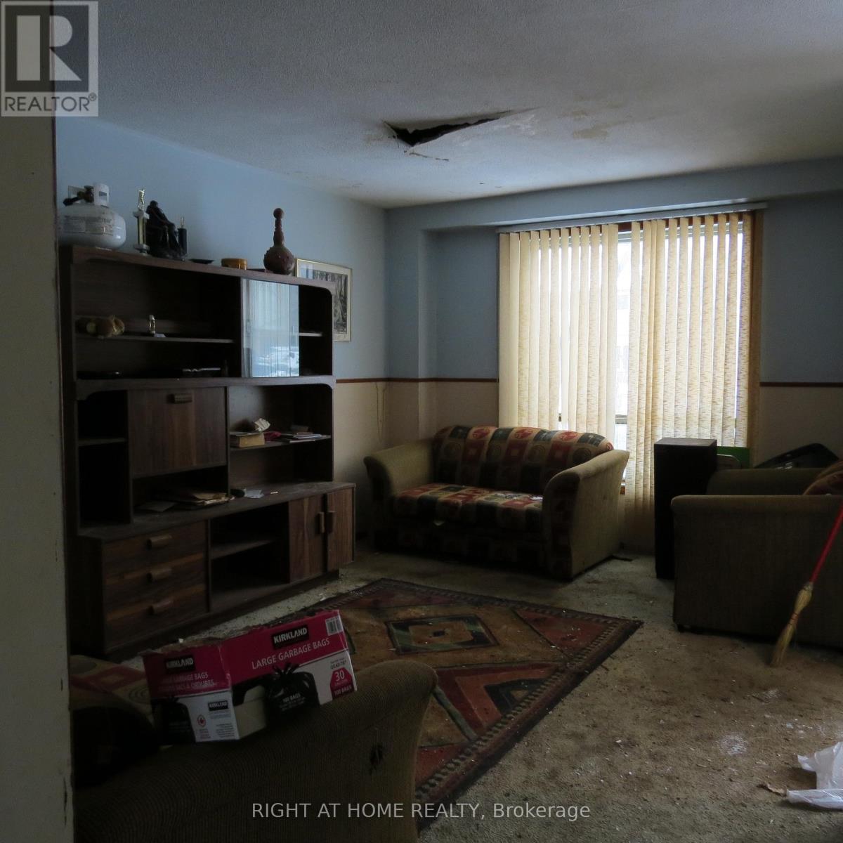 680 Elgin Street, Newmarket, Ontario  L3Y 3B4 - Photo 9 - N12708936