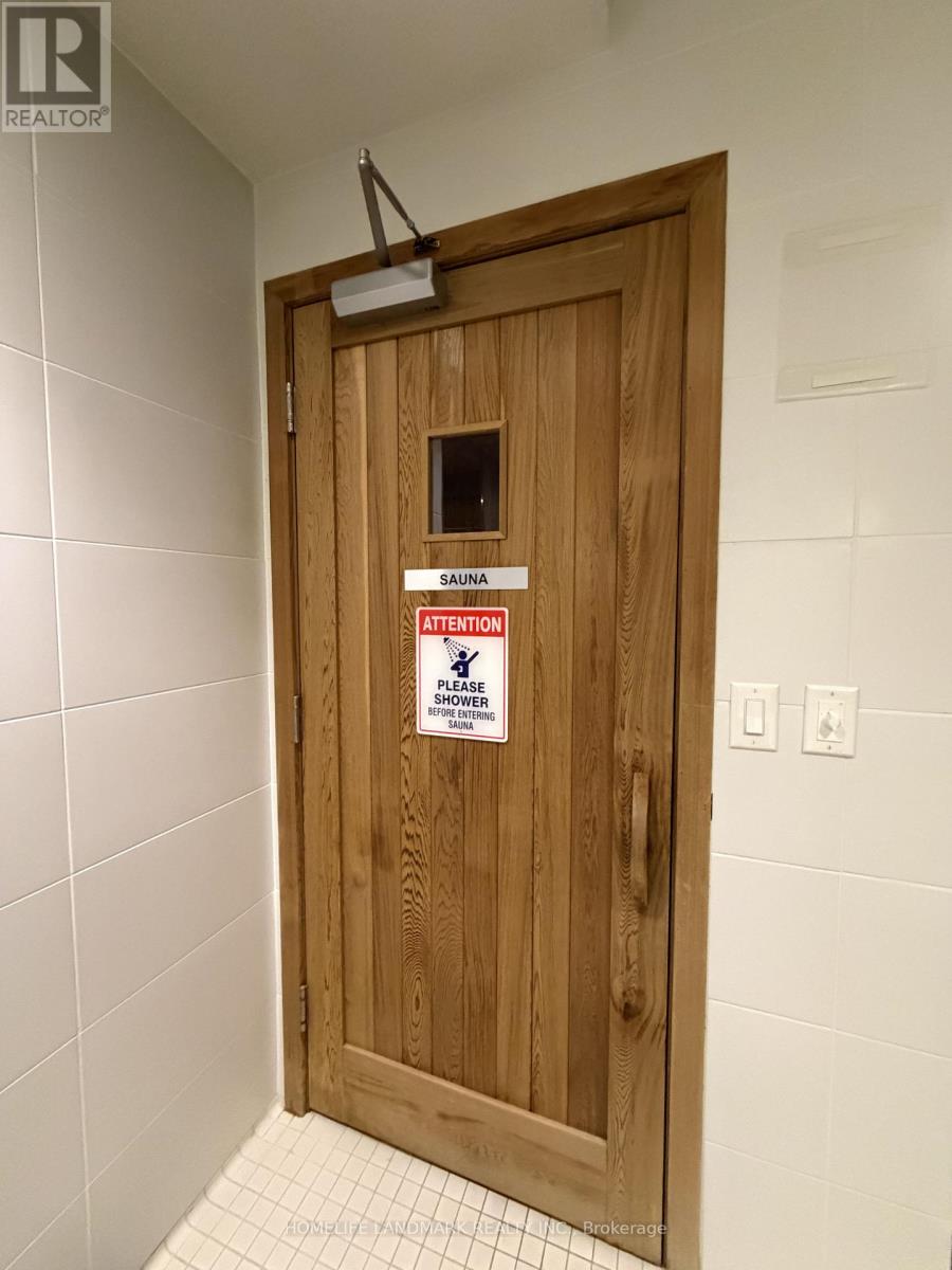 219 - 3600 Highway 7 Road, Vaughan, Ontario  L4L 0G9 - Photo 13 - N12708938