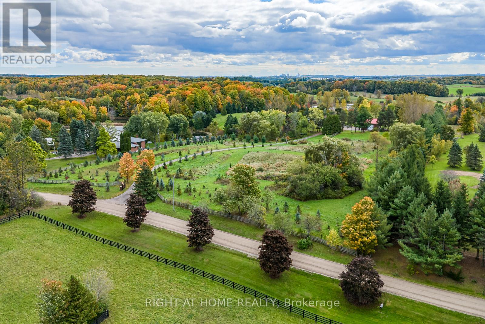 7975 18th Side Road, King, Ontario  L0G 1T0 - Photo 4 - N12708998