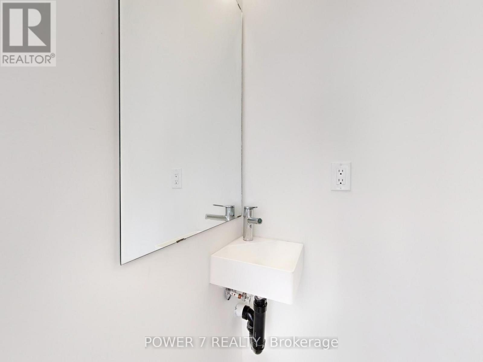 1009 - 14 David Eyer Road, Richmond Hill, Ontario  L4S 0N4 - Photo 16 - N12709020