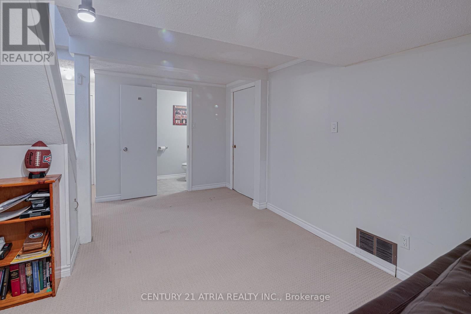 251 Stouffer Street, Whitchurch-Stouffville, Ontario  L4A 4Y8 - Photo 29 - N12709054