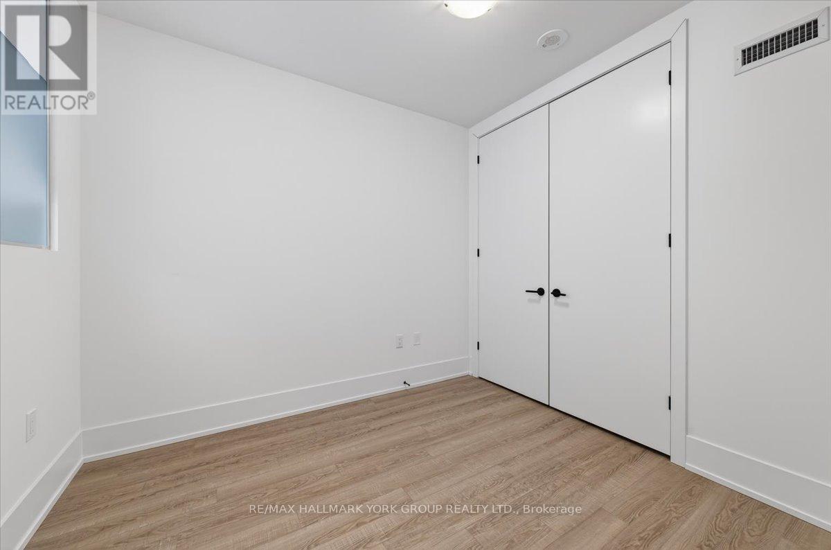 112 - 2075 King Road, King, Ontario  L7B 0R6 - Photo 19 - N12709068