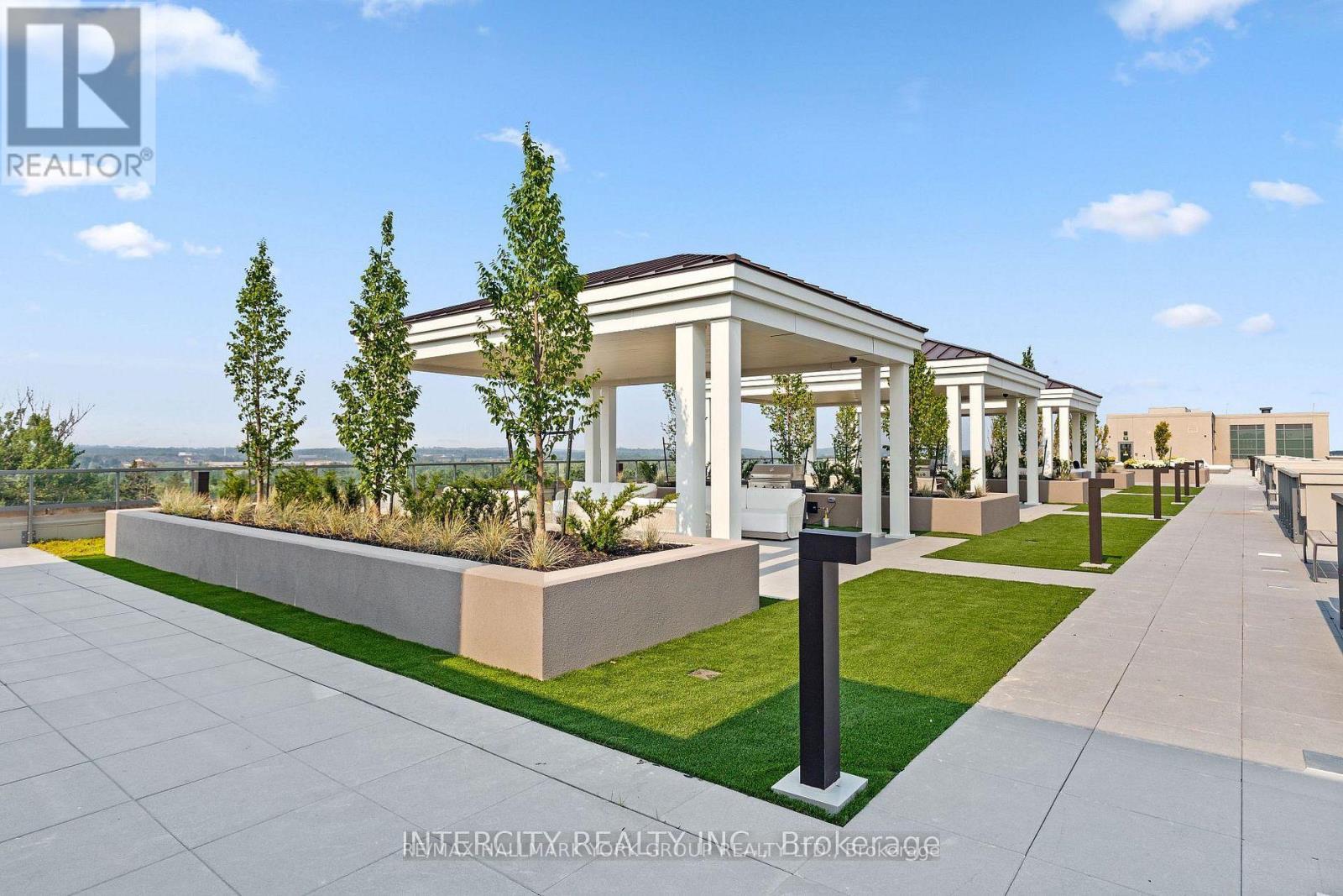 112 - 2075 King Road, King, Ontario  L7B 0R6 - Photo 29 - N12709068