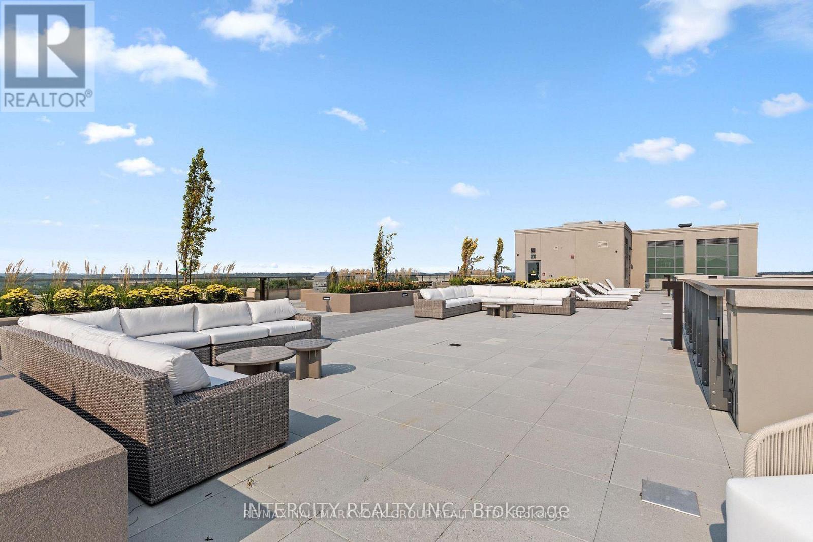 112 - 2075 King Road, King, Ontario  L7B 0R6 - Photo 31 - N12709068