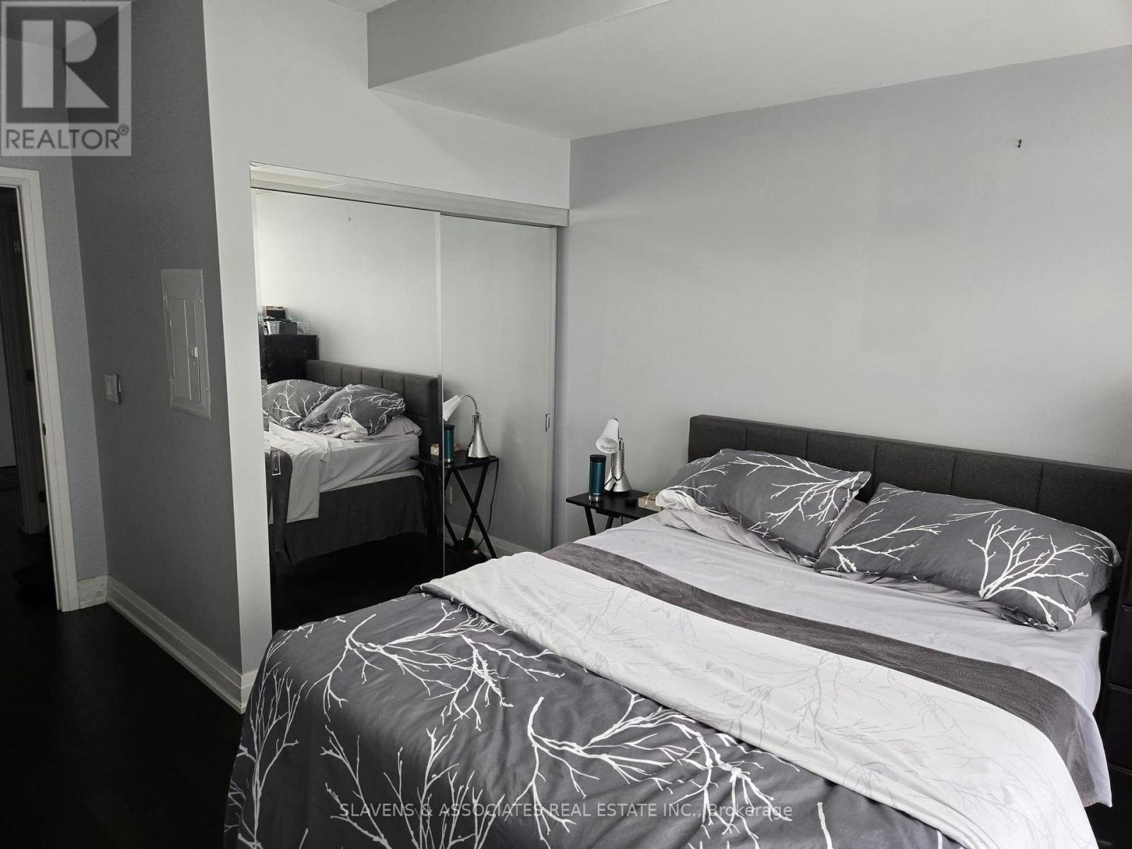 1712 - 80 John Street, Toronto, Ontario  M5V 3X4 - Photo 14 - C12708842