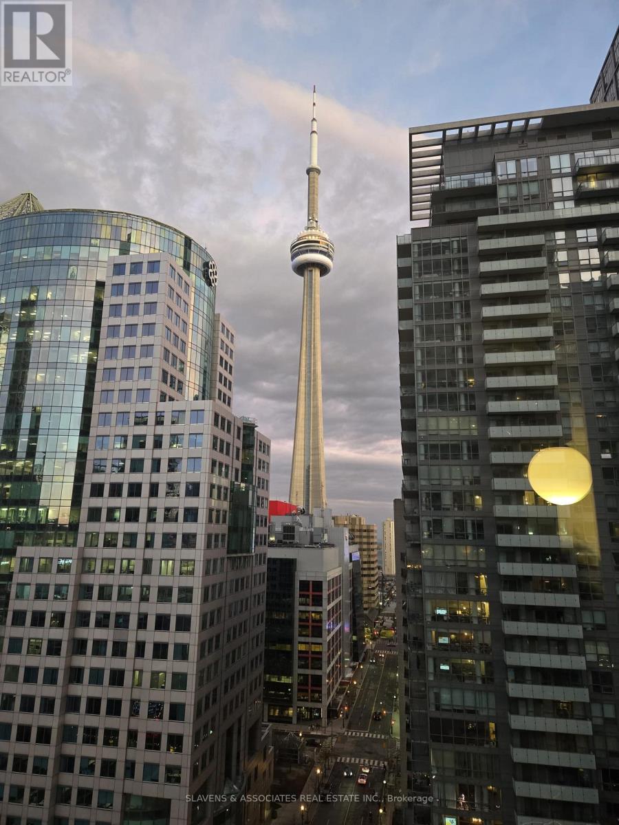 1712 - 80 John Street, Toronto, Ontario  M5V 3X4 - Photo 17 - C12708842