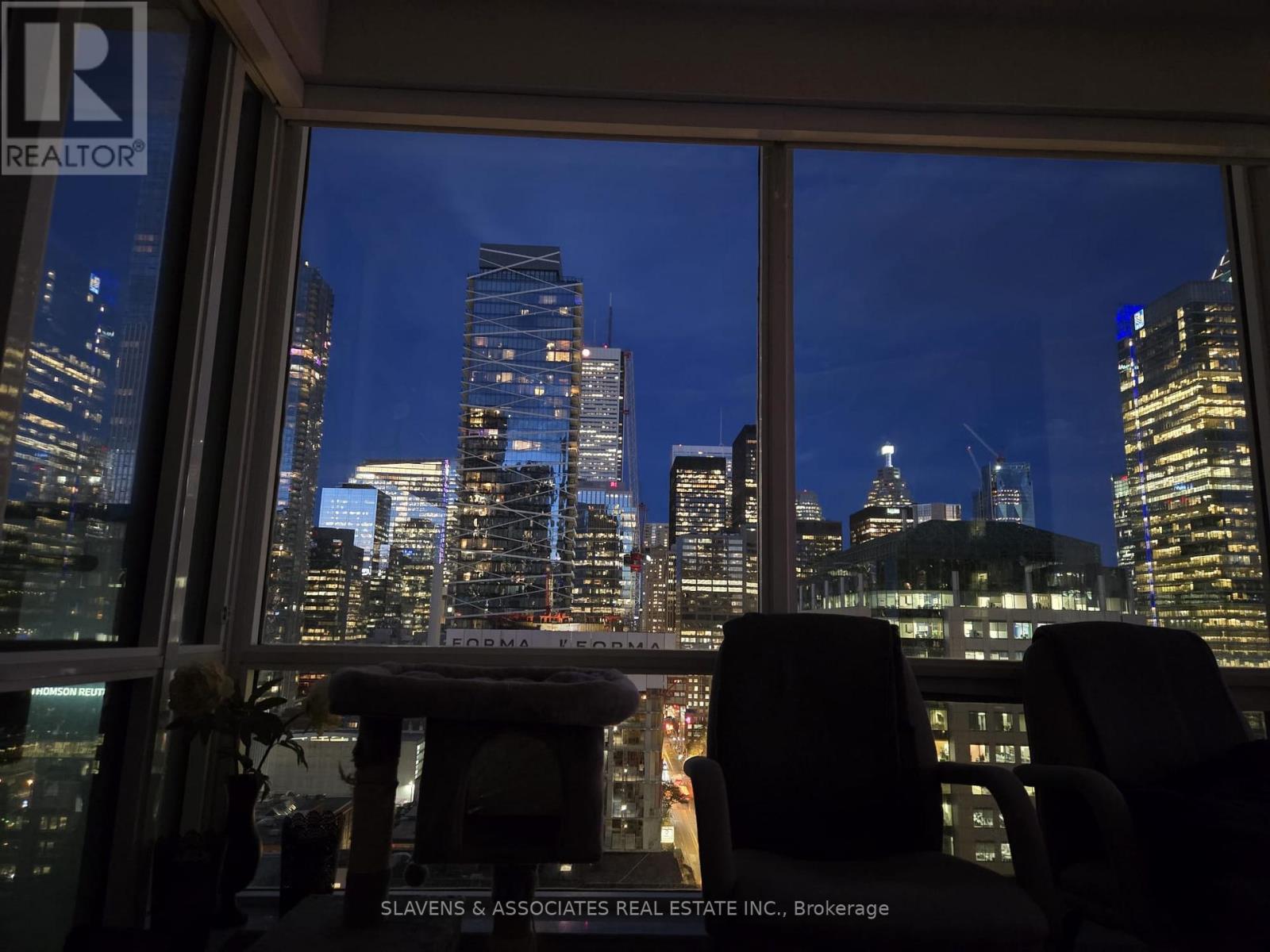 1712 - 80 John Street, Toronto, Ontario  M5V 3X4 - Photo 6 - C12708842