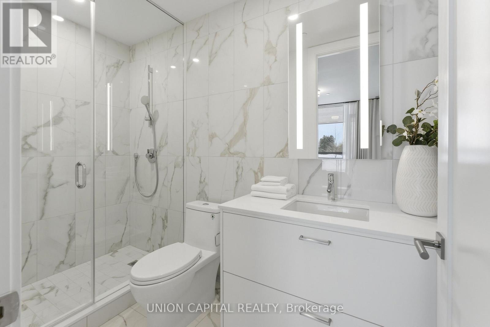 19 - 399 Royal Orchard Boulevard, Markham, Ontario  L3T 4Y9 - Photo 21 - N12696804